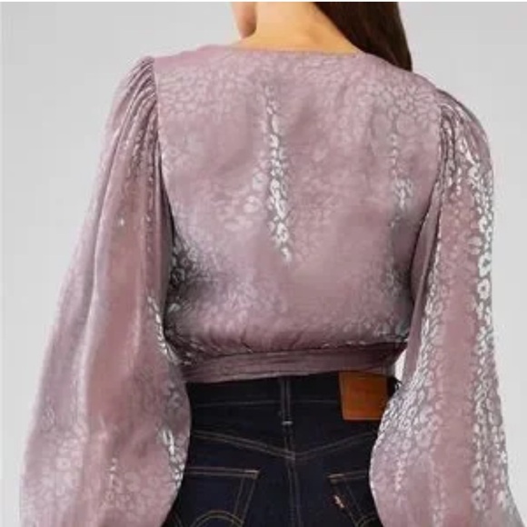 Show Me Your MuMu Lilac Leopard Joplin Wrap Long Sleeve Top XS - Picture 7 of 10